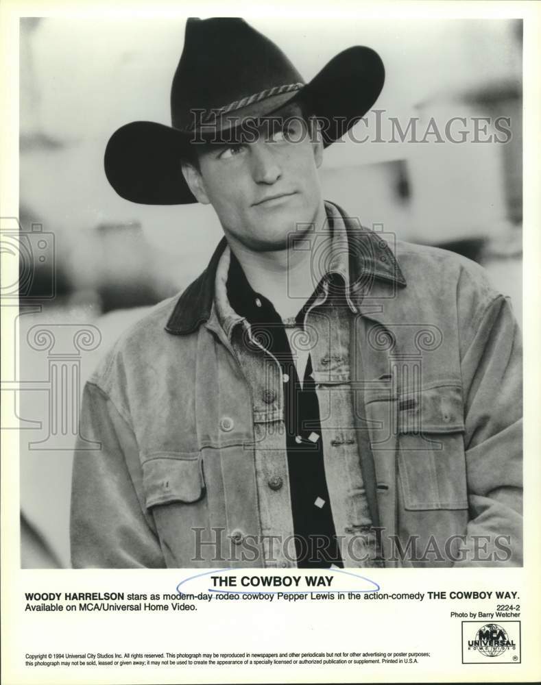 1994 Press Photo Actor Woody Harrelson in &quot;The Cowboy Way&quot; movie - sap16405- Historic Images