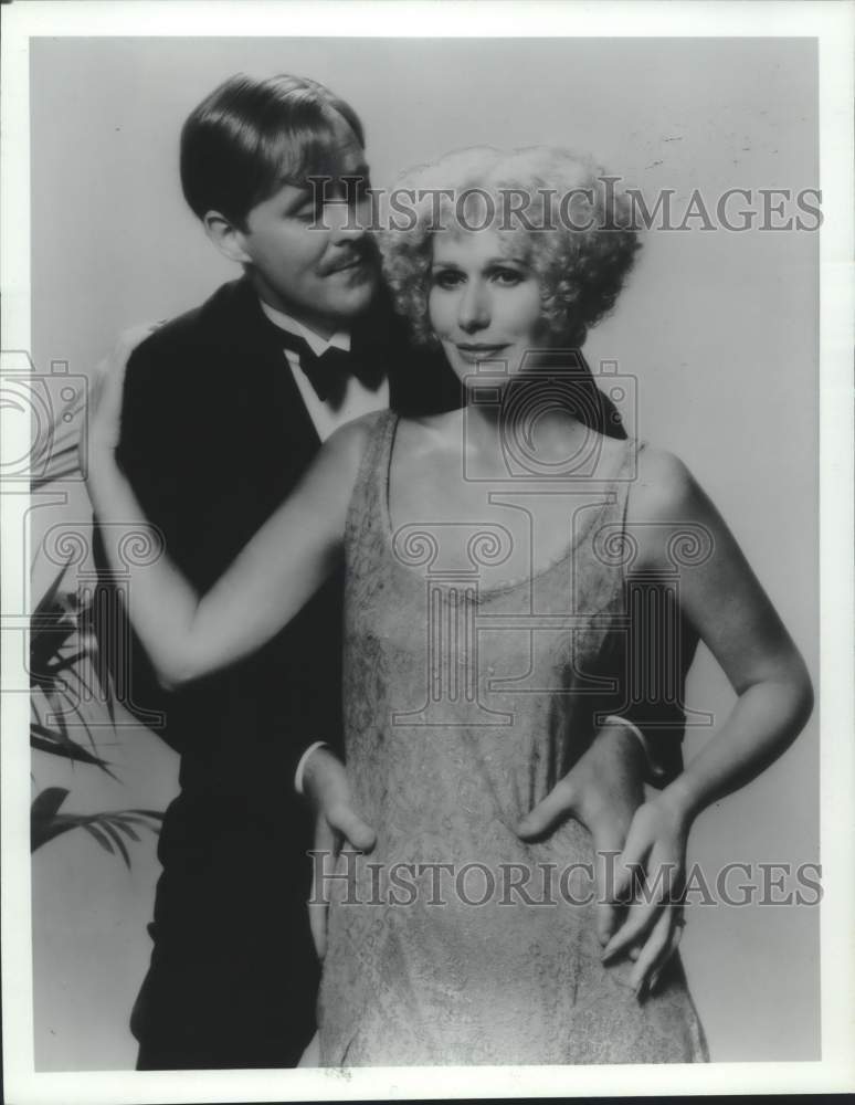 1980 Press Photo Actress Sally Kellerman with John Lithgow in "Big Blonde"- Historic Images
