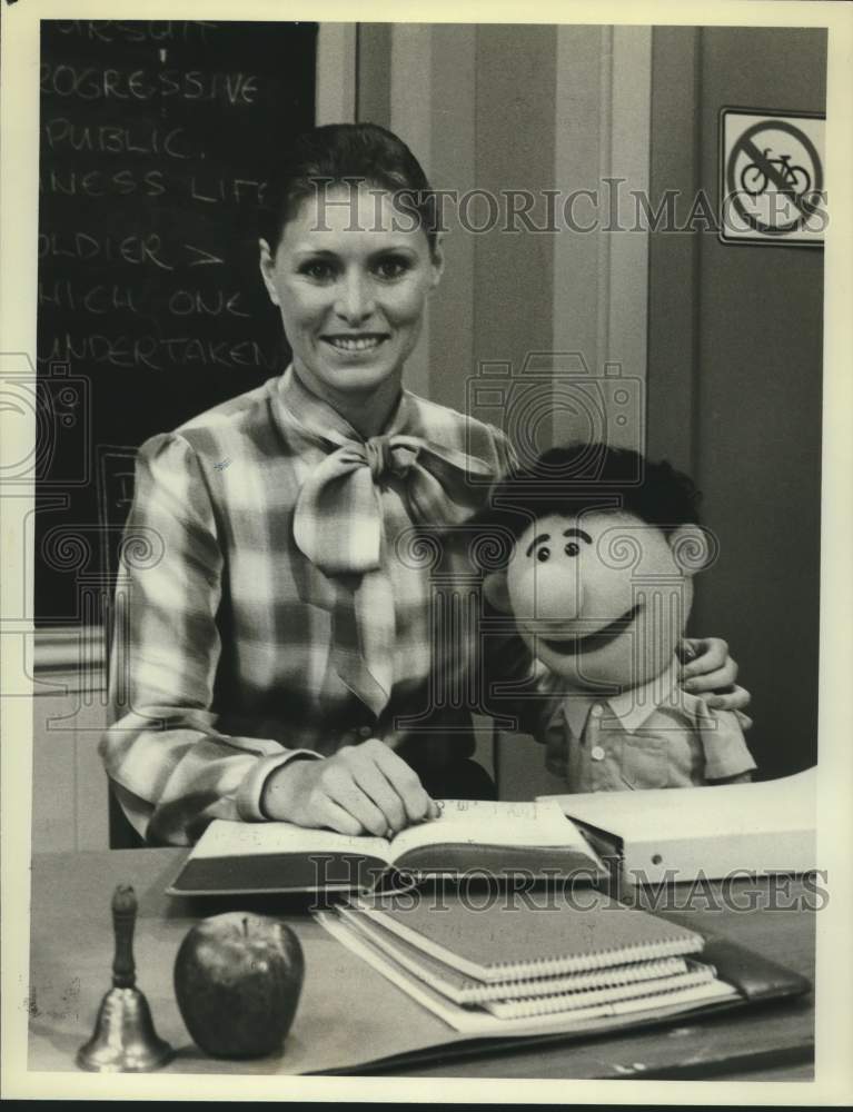1980 Press Photo Actress Donna Lowre in "Miss Peach: Career Day" on NBC Special- Historic Images