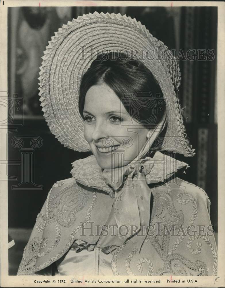 1975 Press Photo Actress Diane Keaton in movie closeup - sap16697- Historic Images