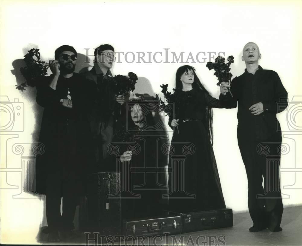 1988 Press Photo Jump-Start Performance Company, It&#39;s About Going &quot;Graveyard&quot;- Historic Images