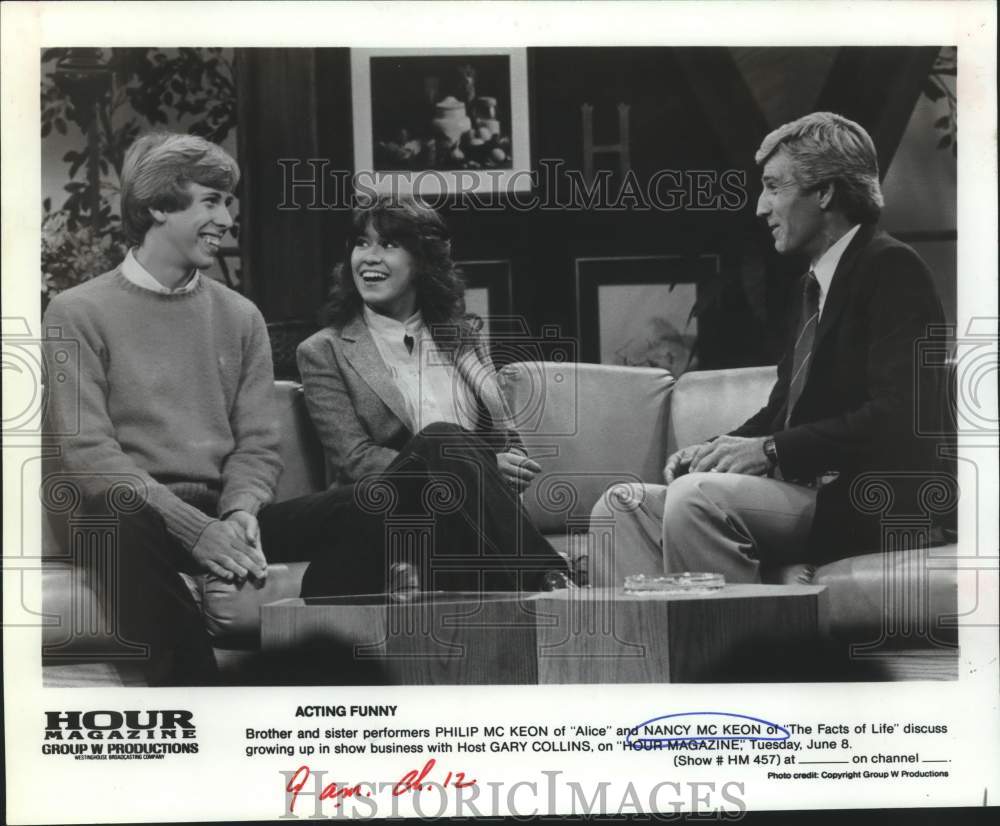 1982 Press Photo Philip and Nancy McKeon with Gary Collins on Hour Magazine.- Historic Images