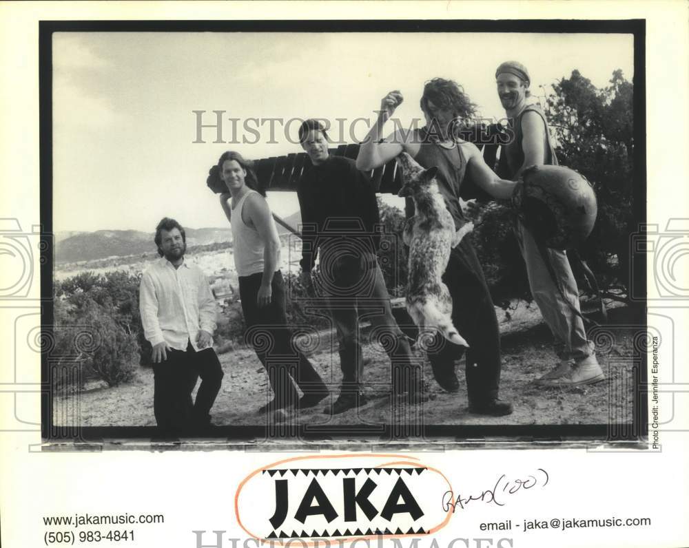 2000 Press Photo Members of Jaka, world beat dance music group. - sap17156- Historic Images