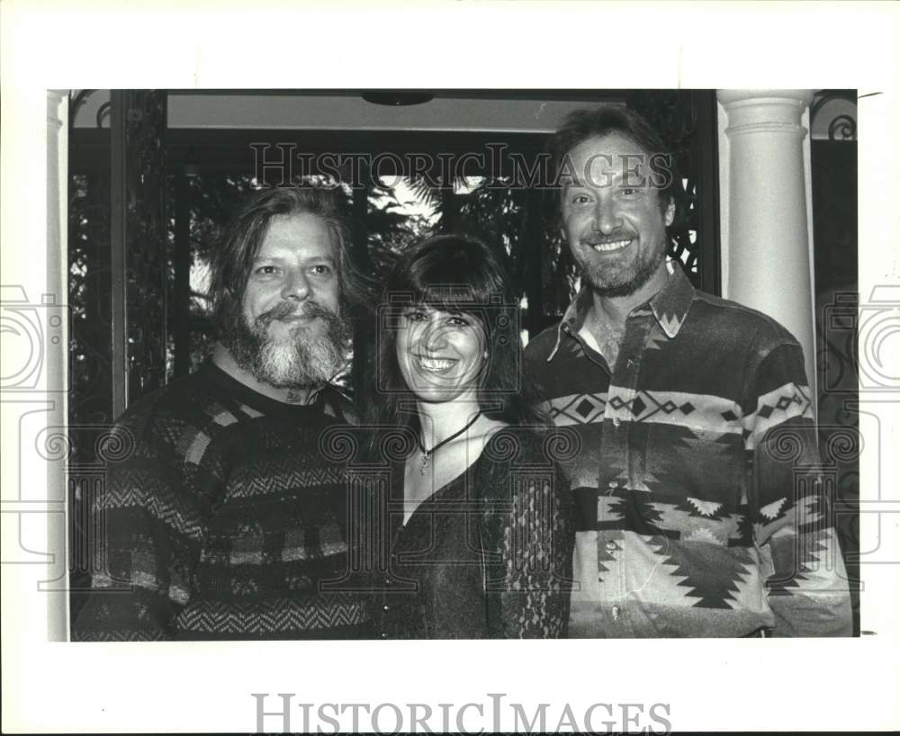 1993 Press Photo David & Darla Underwood and Jackie King at McNay Art Museum.- Historic Images