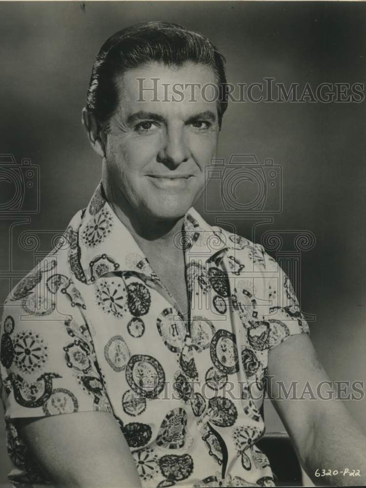1975 Press Photo Actor Robert Cummings smiles in closeup, "Bob" - sap17396- Historic Images