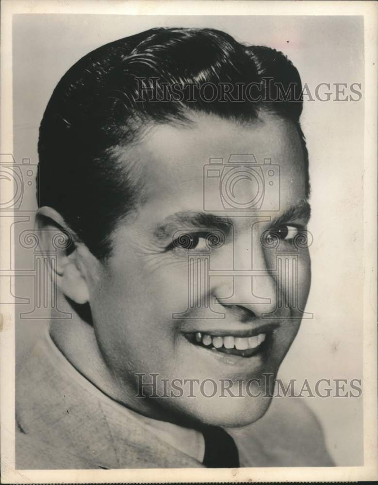 1941 Press Photo Actor Robert Cummings in "My Hero" on NBC Television