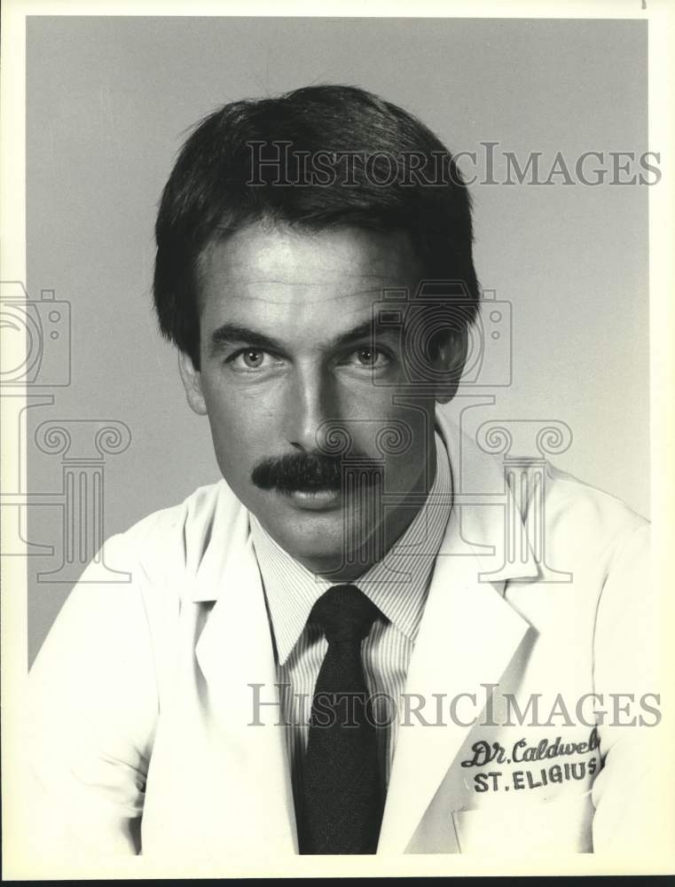 1983 Press Photo Actor Mark Harmon in "St. Elsewhere" on NBC Television- Historic Images