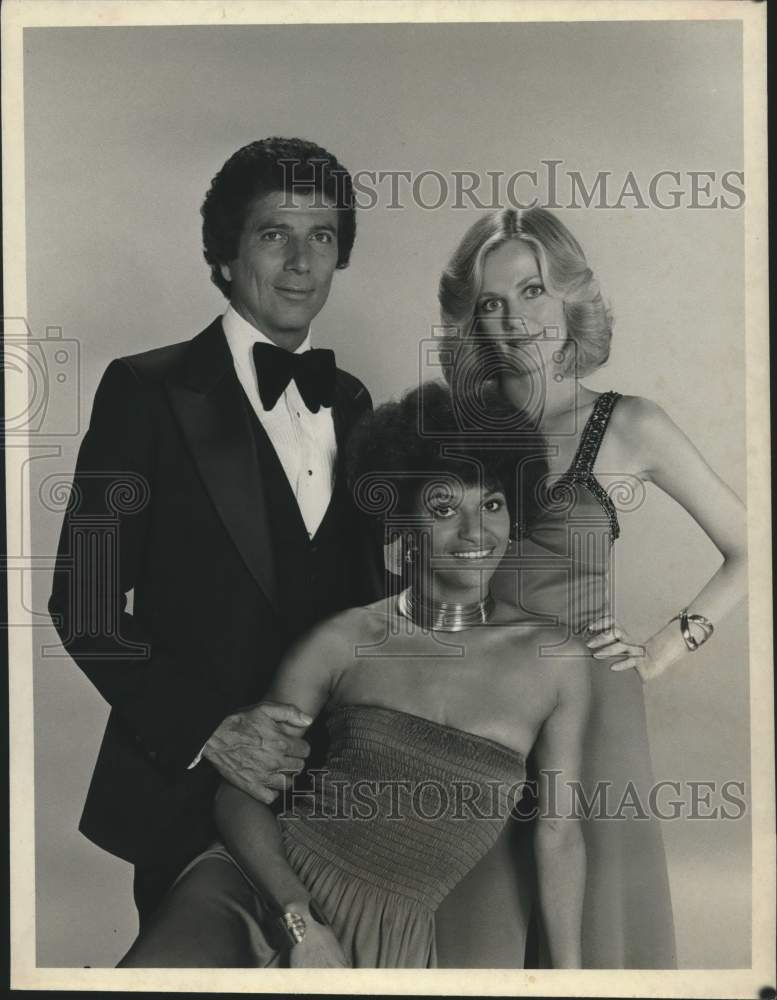 1979 Press Photo Debbie Allen, Bert Convy &amp; Martha Smith in Ebony, Ivory &amp; Jade.- Historic Images