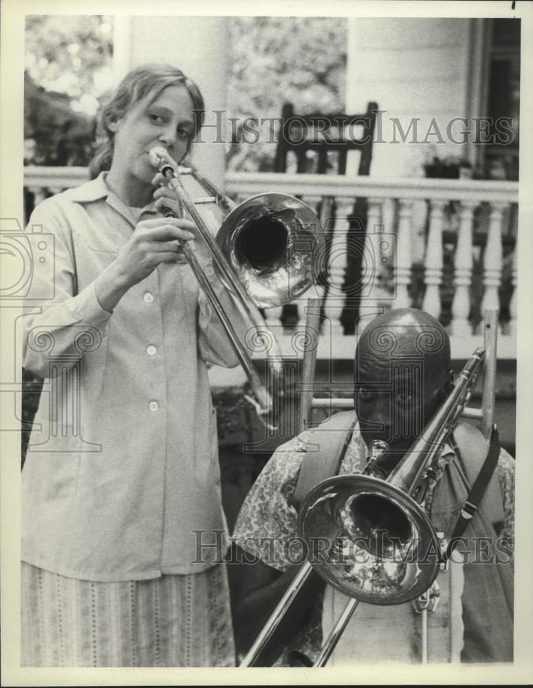 1981 Press Photo Scatman Crothers and Amy Wright in &quot;Sunshine&#39;s On the Way&quot;- Historic Images