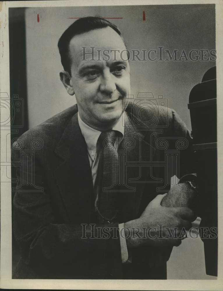 1954 Press Photo Actor John Daly - sap18199
