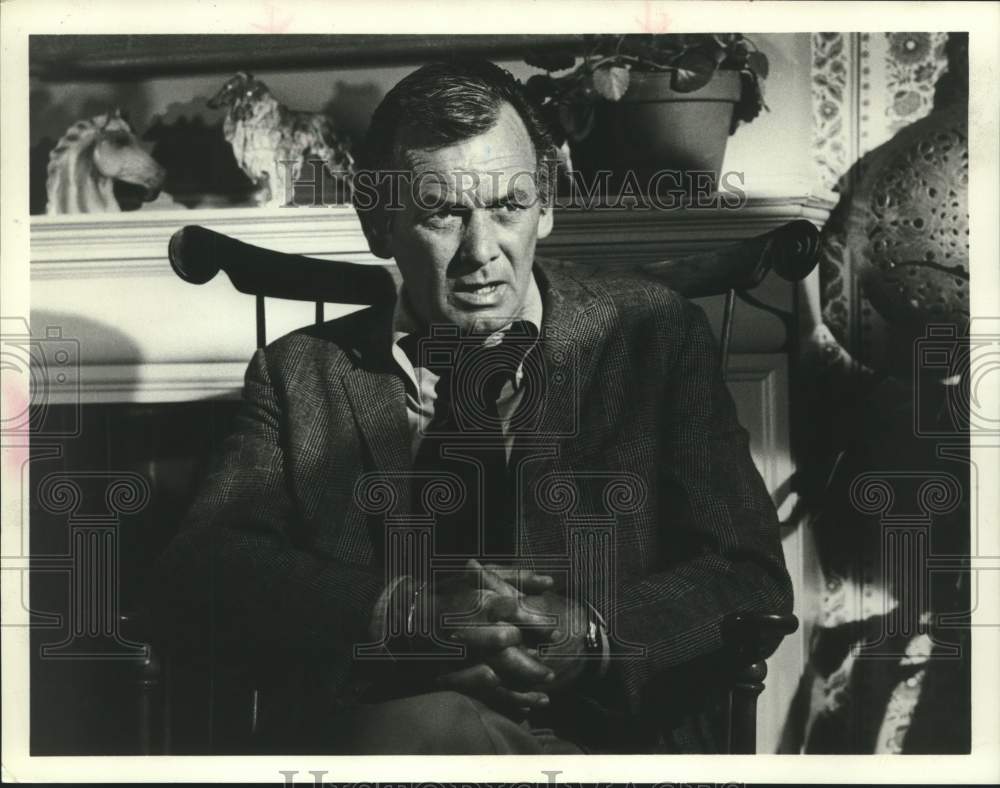 1975 Press Photo Actor David Janssen in &quot;Harry O&quot; &quot;Portrait of a Murder&quot; on ABC- Historic Images