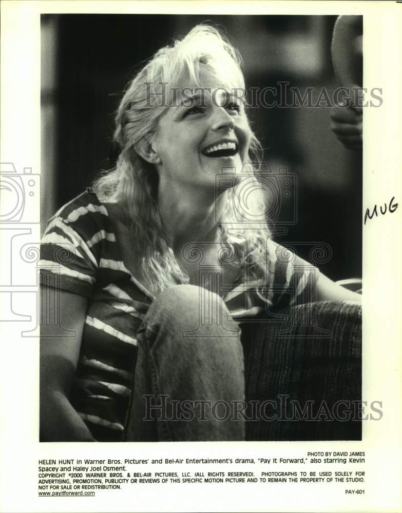 2000 Press Photo Actress Helen Hunt in "Pay It Forward" Movie Scene - sap18884- Historic Images