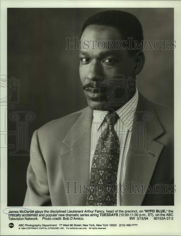 1994 Press Photo Actor James McDaniel in "NYPD Blue" on ABC-TV - sap19294- Historic Images