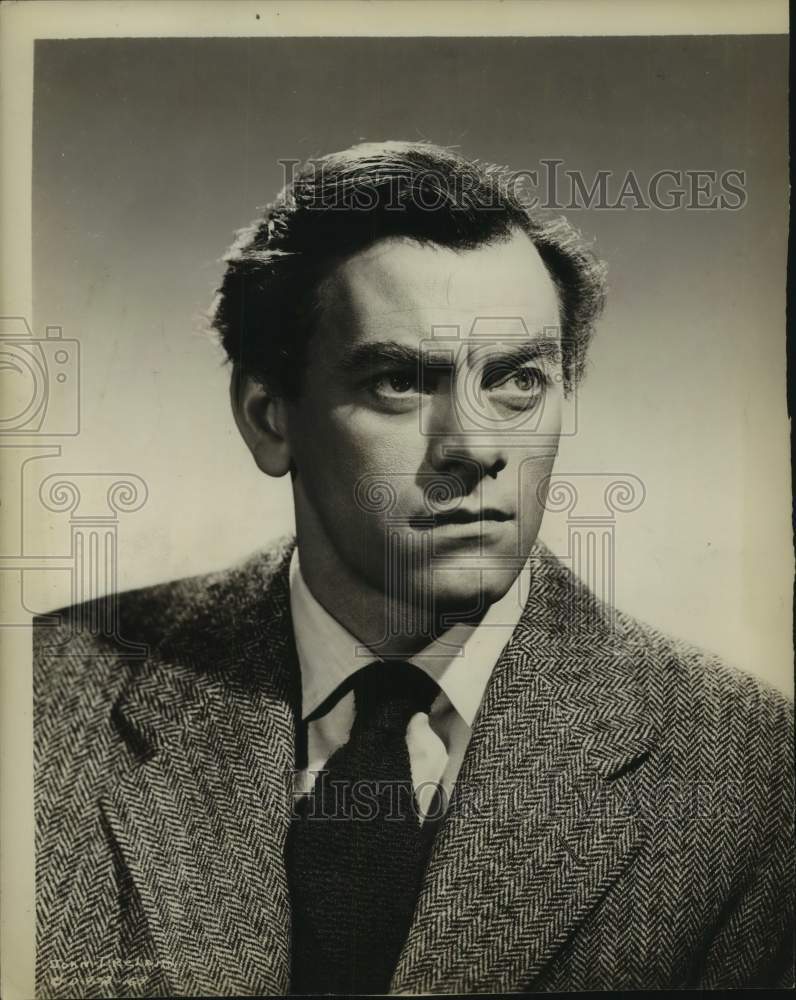 1954 Press Photo Actor John Ireland in "Combat Squad" - sap19419