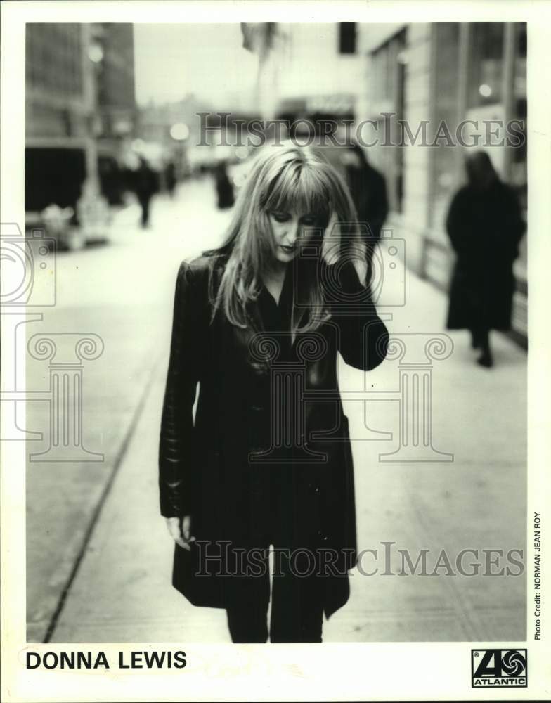 1997 Press Photo Musician Donna Lewis, Entertainer - sap19530- Historic Images