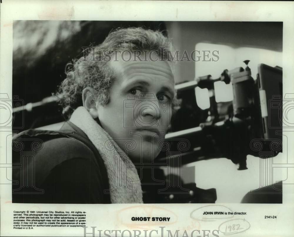 1981 Press Photo Director John Irvin of "Ghost Story" in closeup - sap19920- Historic Images