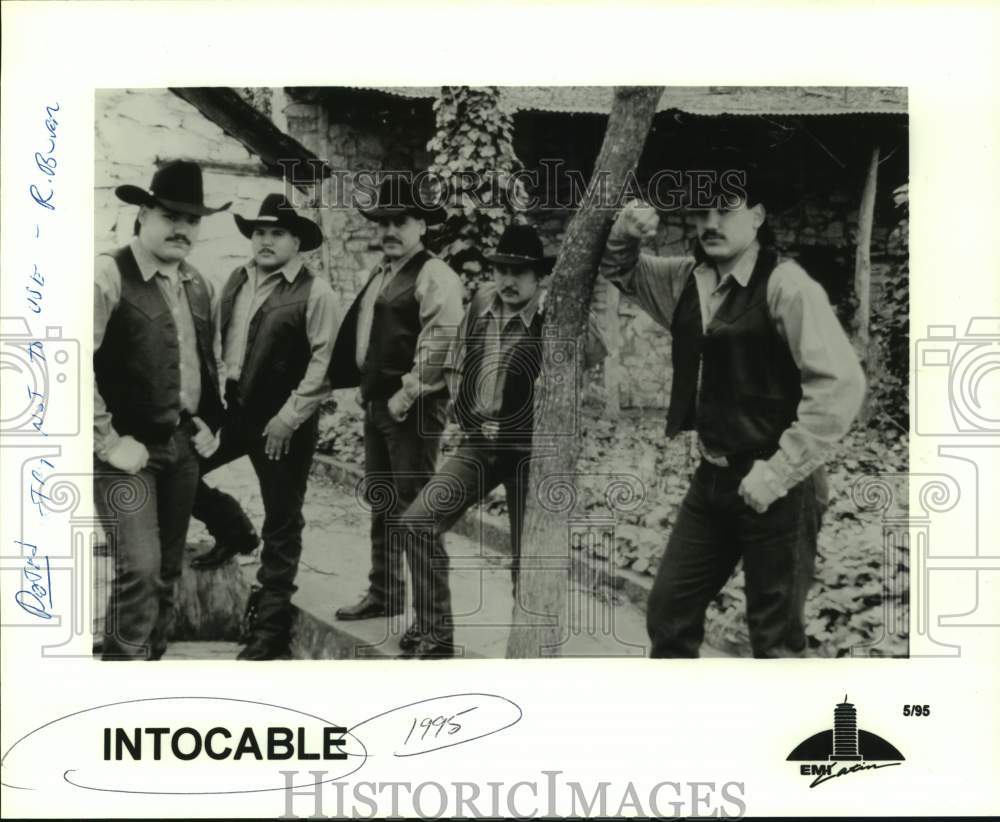 1995 Press Photo Recording Artists &quot;Intocable&quot; - sap19977- Historic Images