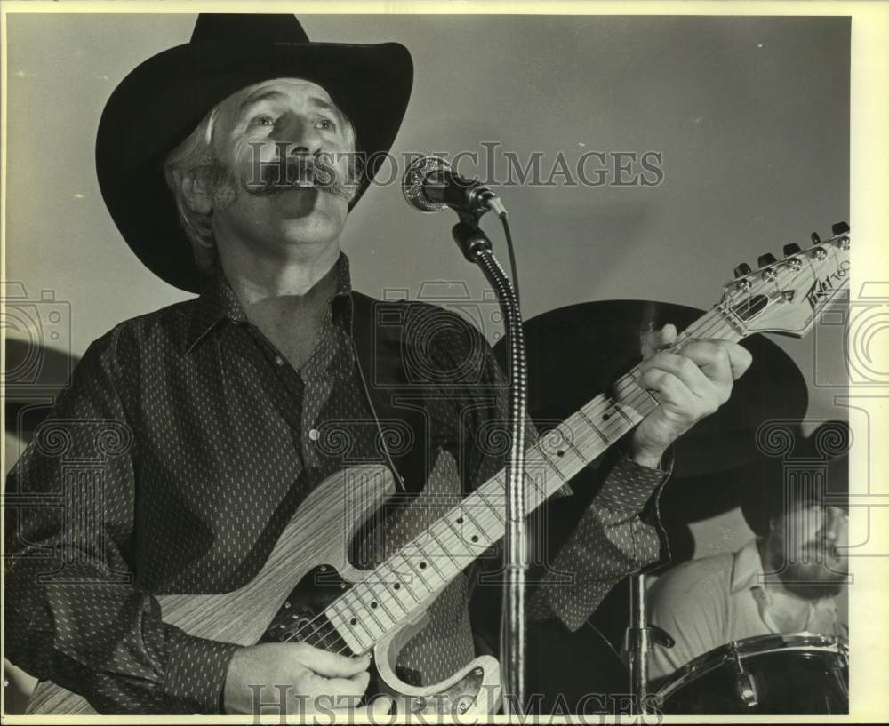 1983 Press Photo Bubba Littrell, Musician - sap20062- Historic Images