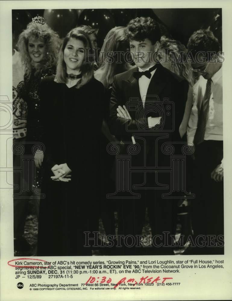 1989 Press Photo Actors Kirk Cameron, Lori Loughlin in &quot;New Year&#39;s Rockin&#39; Eve&quot;- Historic Images