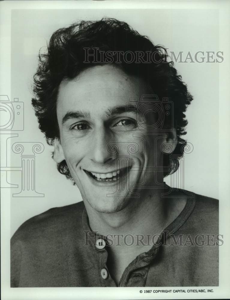 1987 Press Photo Actor Matt Craven stars as Bobby Kratz in "Harry" on ABC TV- Historic Images
