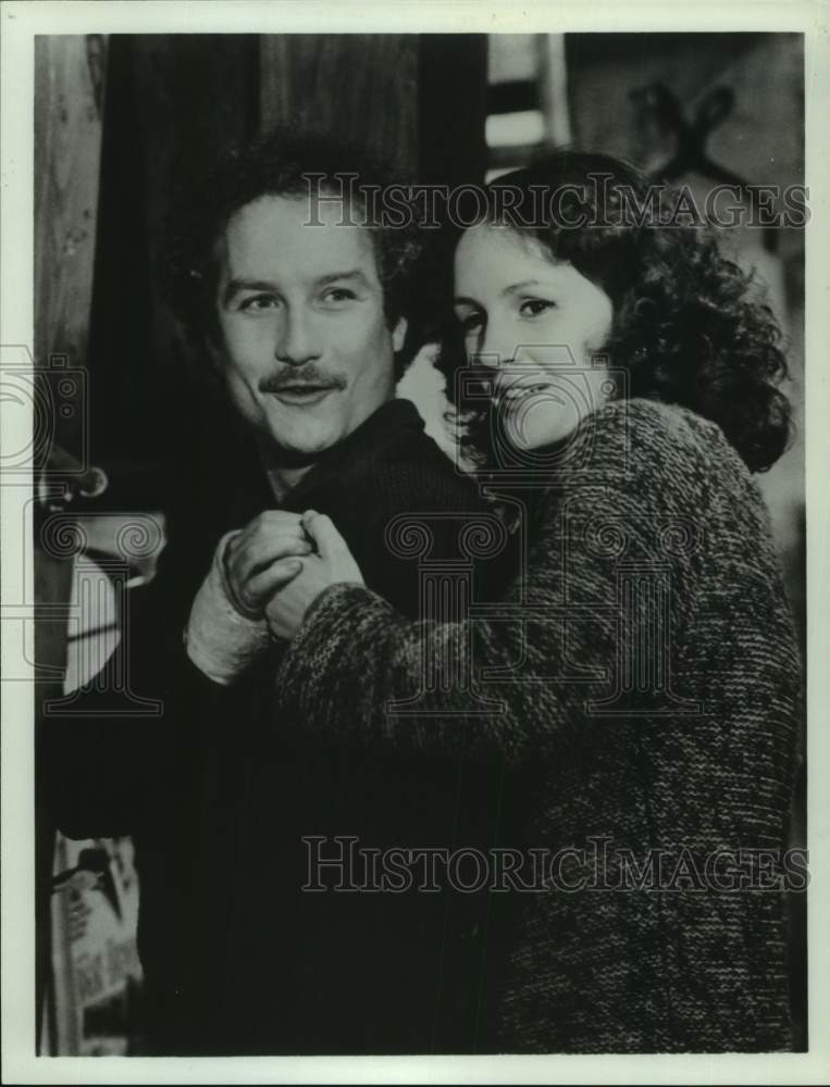 1984 Press Photo Actor Richard Dreyfuss with Actress in show scene - sap20267- Historic Images