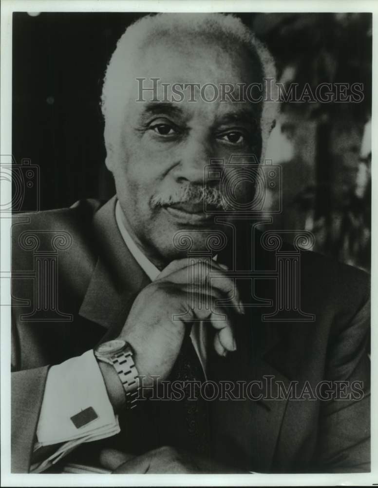 1995 Press Photo Mercer Ellington at the Grand 1894 Opera House, Texas- Historic Images