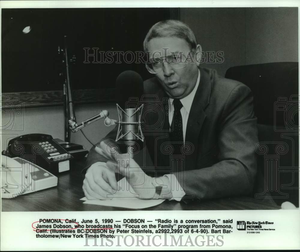 1990 Press Photo James Dobson of &quot;Focus on the Family&quot; program on Radio- Historic Images