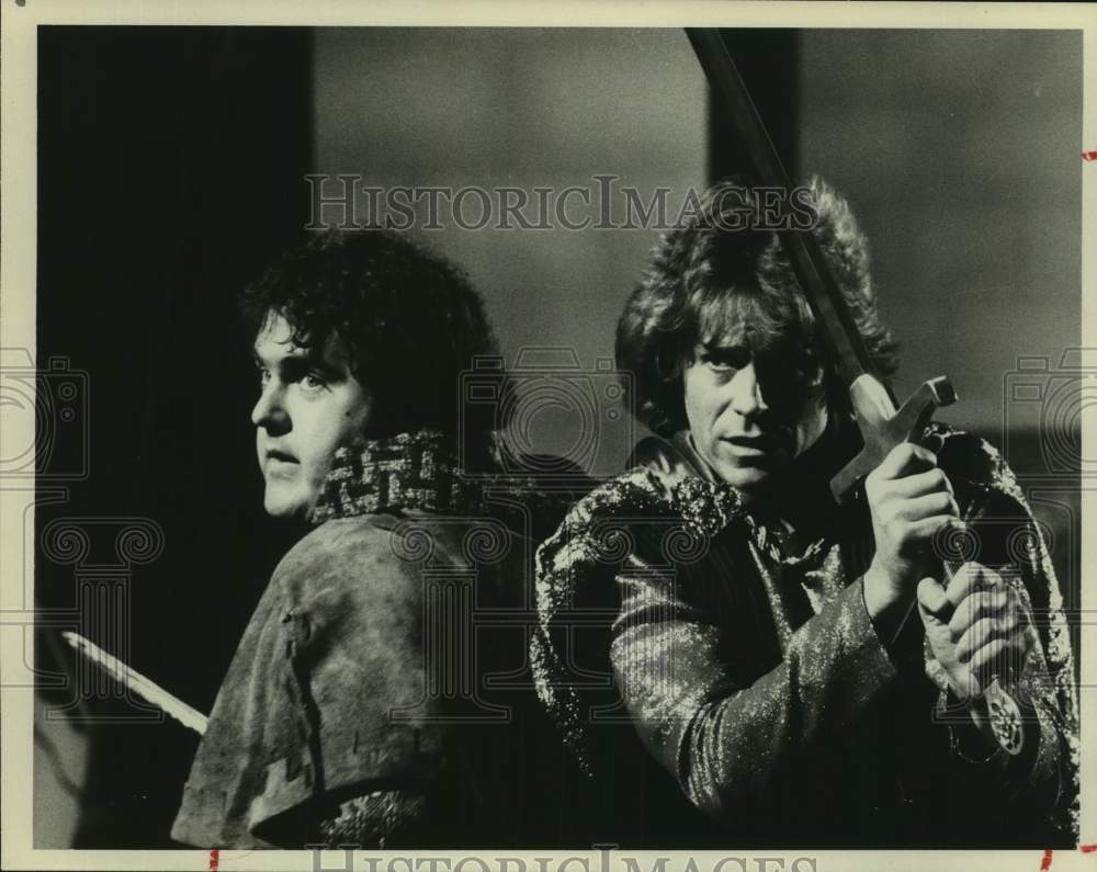 1983 Press Photo Actors Jeff Conaway and Walter Olkewicz in &quot;Wizards and Warrior- Historic Images