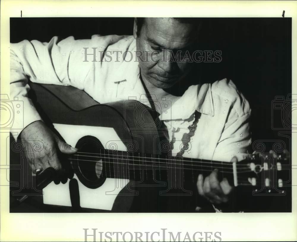 1990 Press Photo Fiesta Flamenco, El Curo, Musician, Guitarist - sap21686- Historic Images