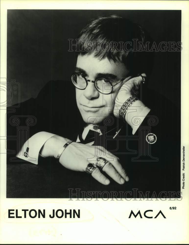 1992 Press Photo Elton John, Entertainer - sap21986- Historic Images