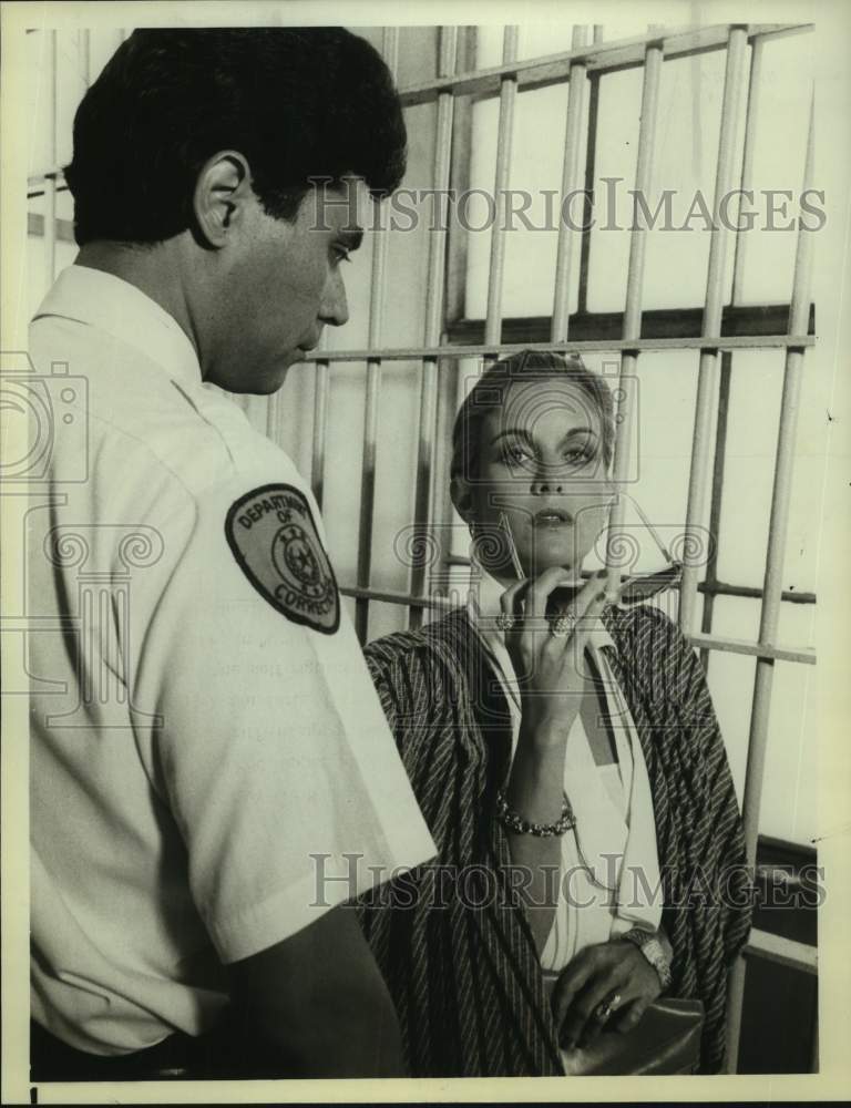 1985 Press Photo Actors John Casino, Season Hubley in &quot;Final Escape&quot; on NBC-TV- Historic Images