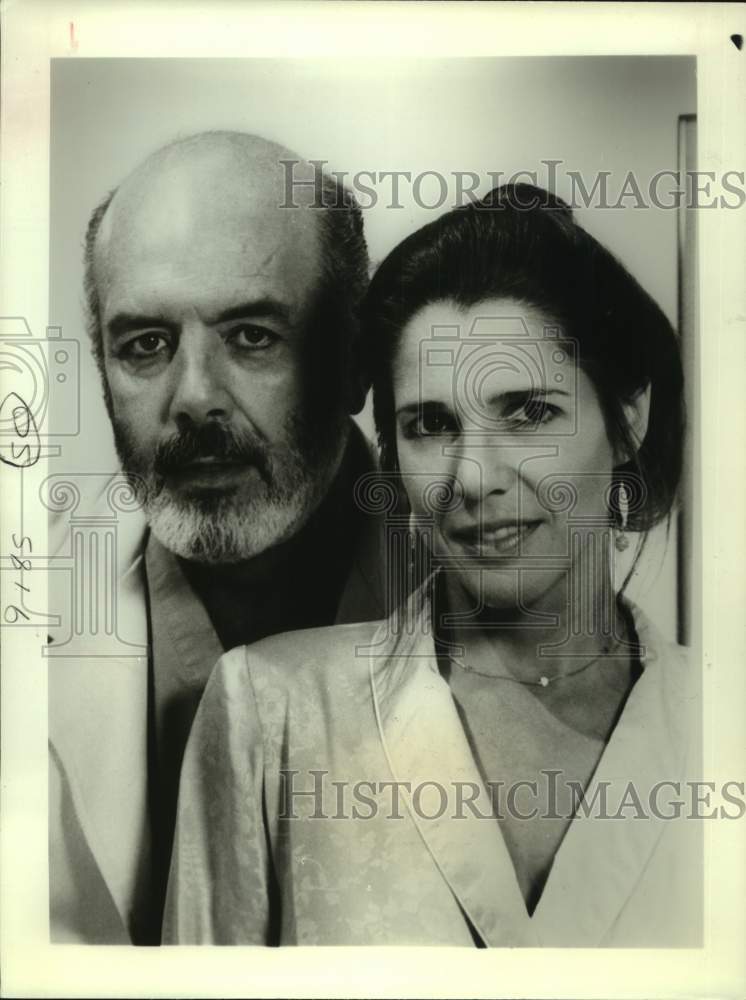 1983 Press Photo Actors Pernell Roberts, Patricia Davis in "Trapper John, M.D."- Historic Images