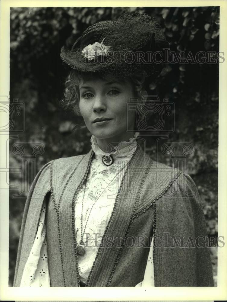 1986 Press Photo Rebecca DeMornay stars in "The Murders in the Rue Morgue"- Historic Images