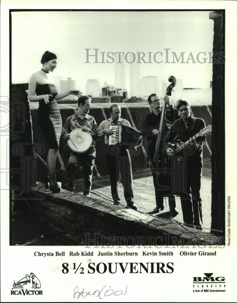 2000 Press Photo Five Members of the band 8 1/2 Souvenirs, Entertainers- Historic Images