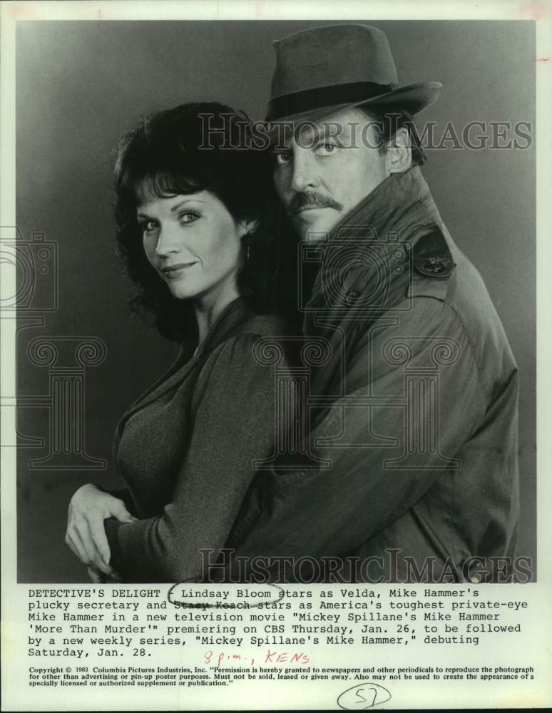 1983 Press Photo Actress Lindsay Bloom, Actor Stacy Keach in &quot;Mike Hammer&quot;- Historic Images