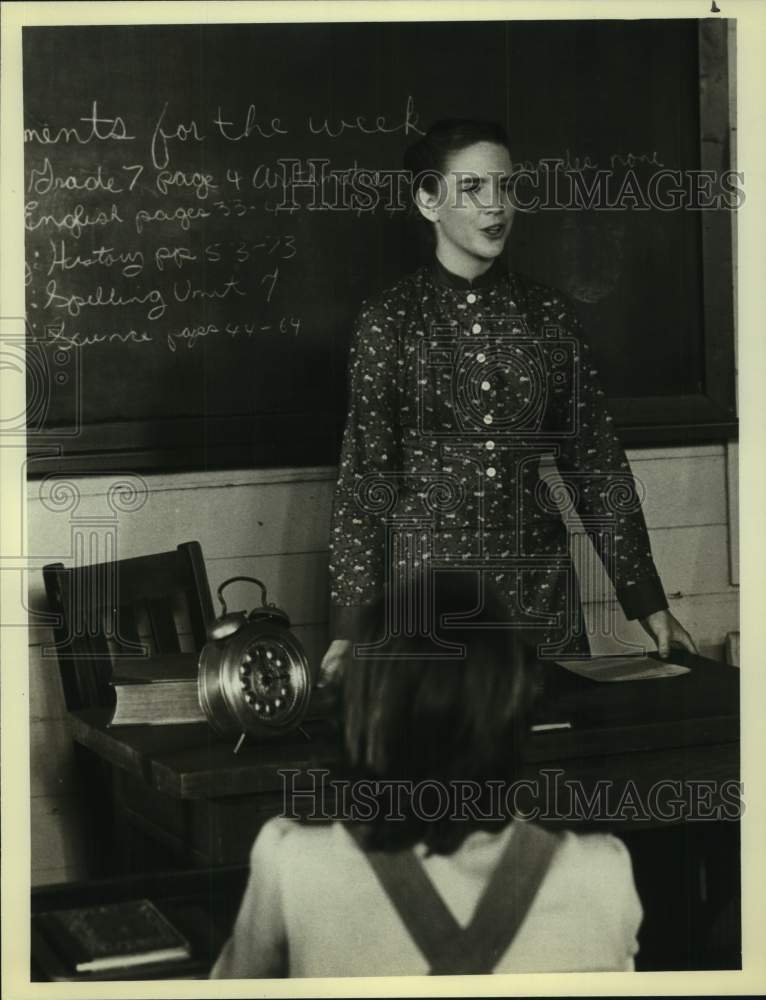 1981 Press Photo Actress Melissa Gilbert in &quot;Little House on the Prairie&quot; Scene- Historic Images