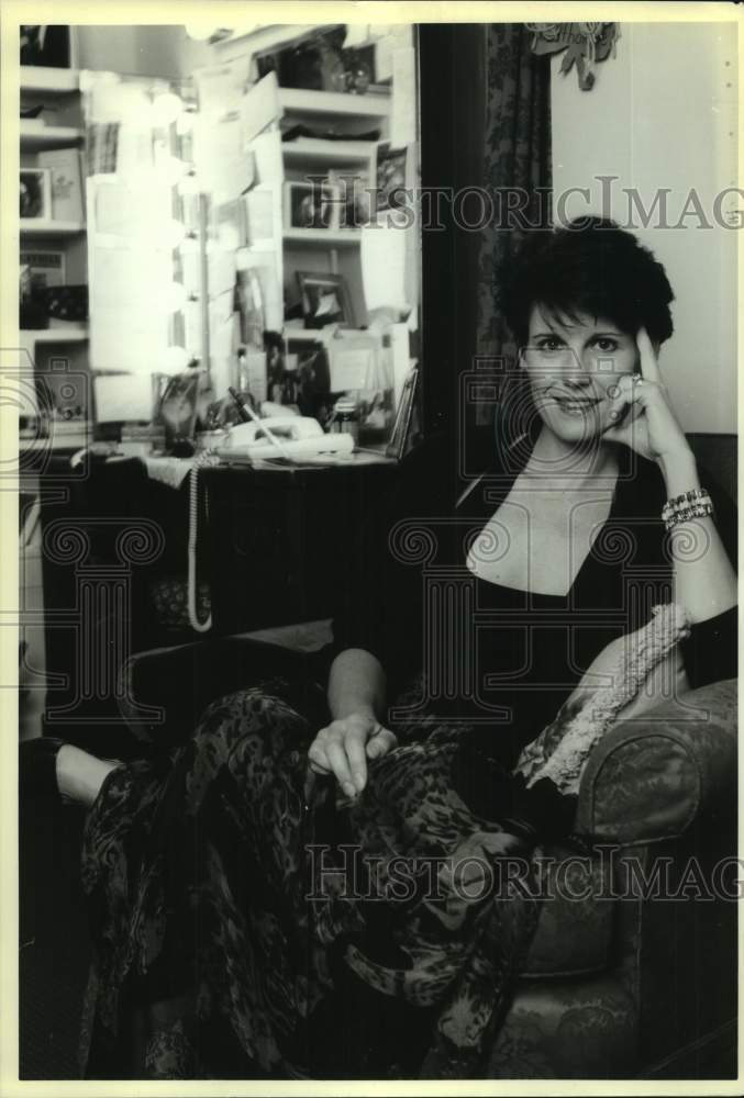 1992 Press Photo Broadway Actress Lucie Arnaz at Richard Rogers Theater New York- Historic Images