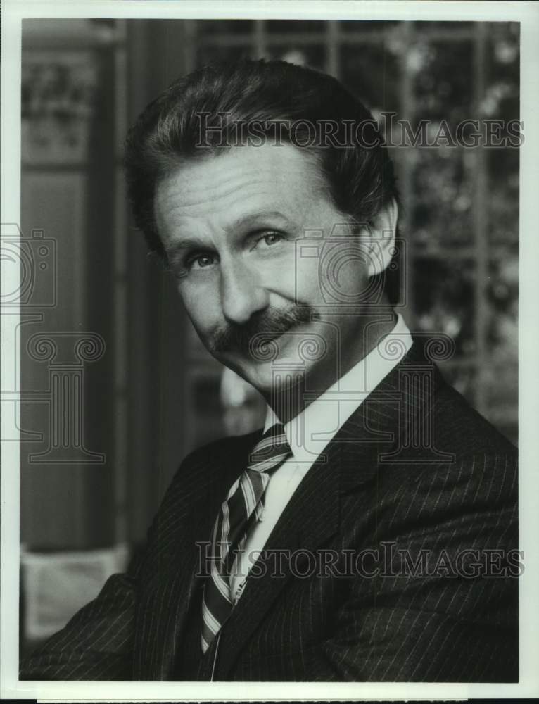 1984 Press Photo Rene Auberjonois, Actor on Television&#39;s &quot;Benson&quot; Series- Historic Images