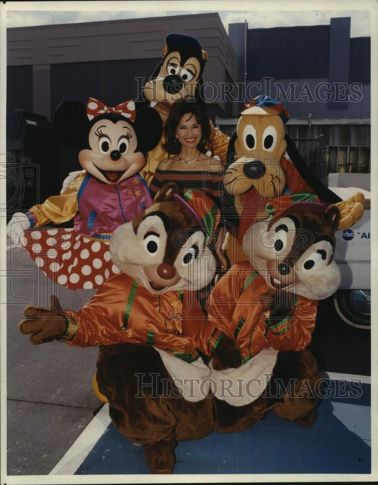 1998 Press Photo Actress Susan Lucci of ABC-TV&#39;s All My Children at MGM Studios- Historic Images