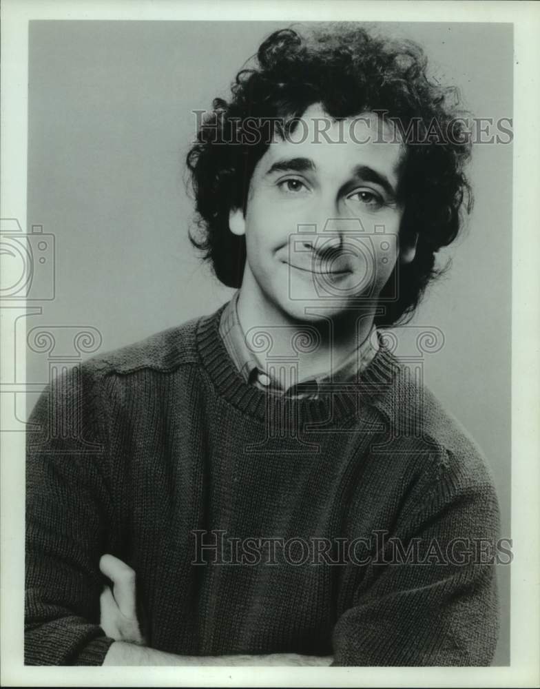 1986 Press Photo Mark Linn-Baker stars in "Perfect Strangers" on ABC Television- Historic Images