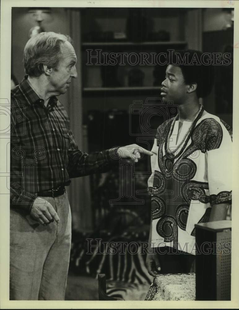 1981 Press Photo Actors Conrad Bain, Todd Bridges, "Diff'rent Strokes" on NBC-TV- Historic Images