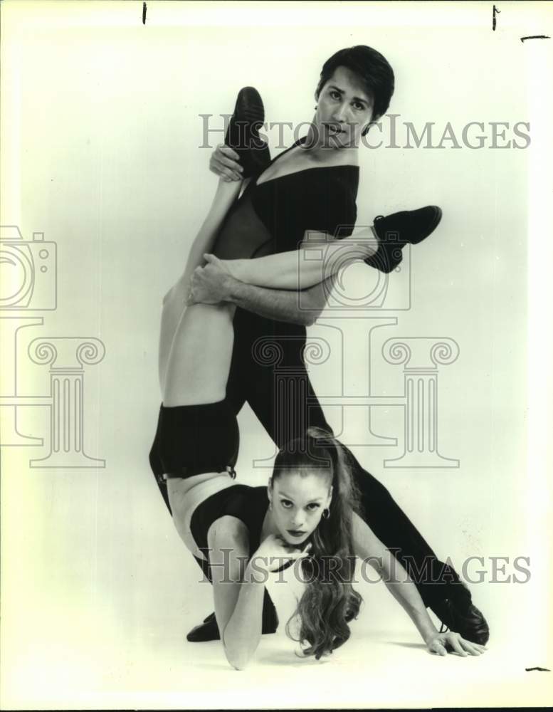 1999 Press Photo Dancers, Veronica Ruiz and Pedro Ruiz in "Ritmo y Ruido- Historic Images