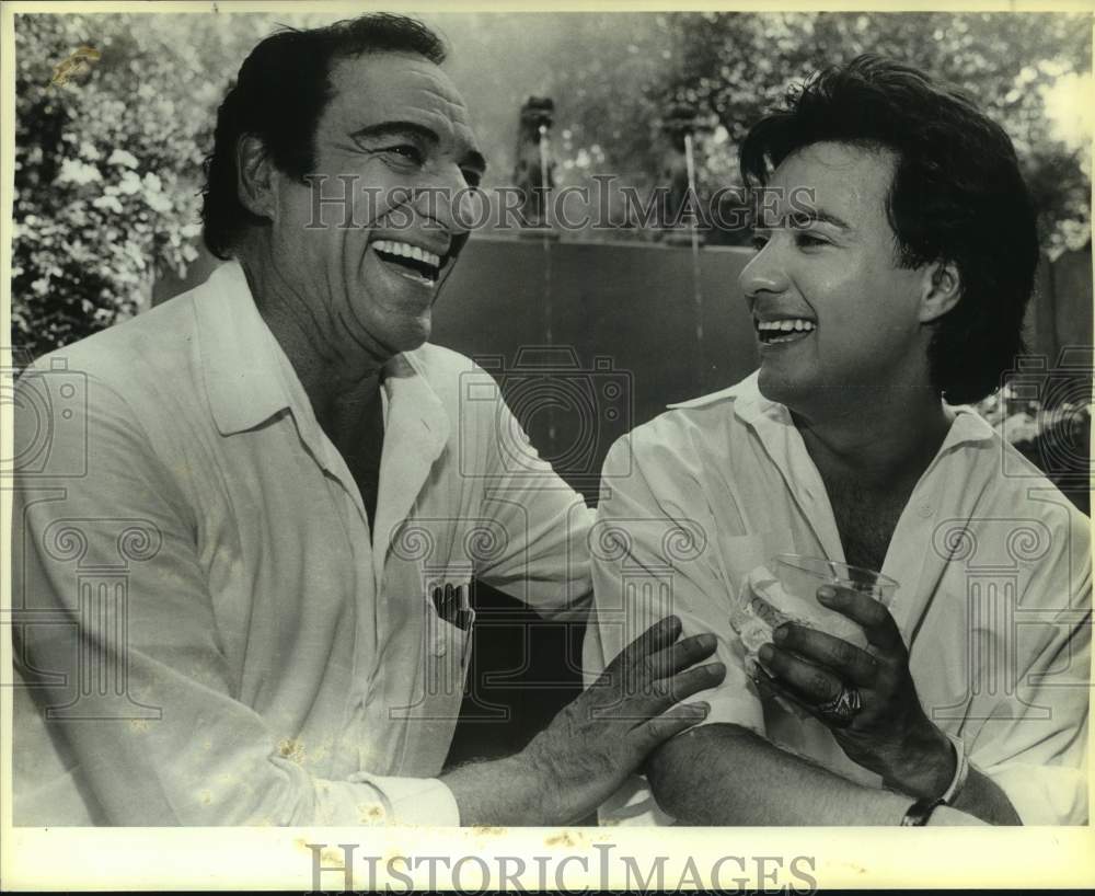 1985 Press Photo Home of Carlos Anzoatgui with Jose Greco, Flemenco Entertainer- Historic Images