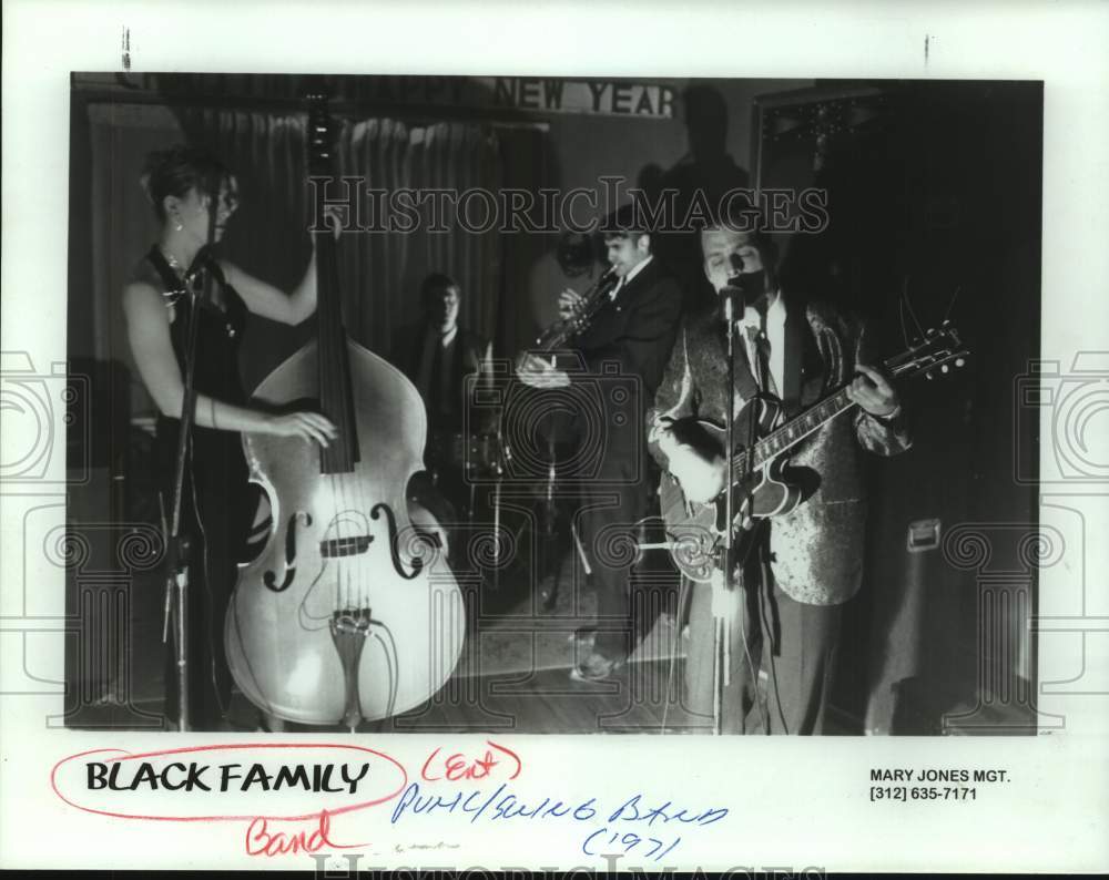 1997 Press Photo Members of the punk/swing band Black Family, Entertainers- Historic Images