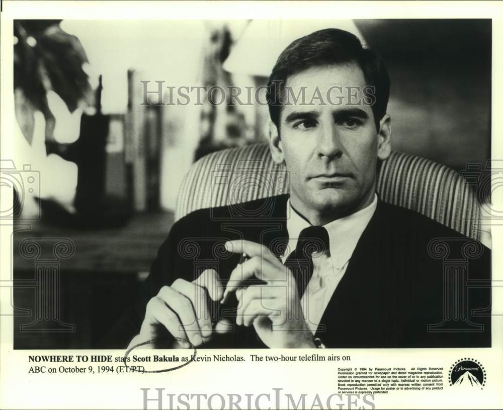 1994 Press Photo &quot;Nowhere to Hide&quot; stars Actor Scott Bakula as Kevin Nicholas- Historic Images