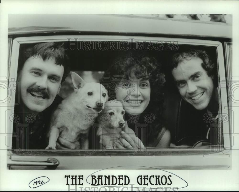 1992 Press Photo Members of The Banded Geckos, folk music group. - sap24204- Historic Images