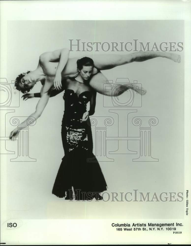 Press Photo Daniel Ezralow and Ashley Roland with ISO Dance Group - sap25179