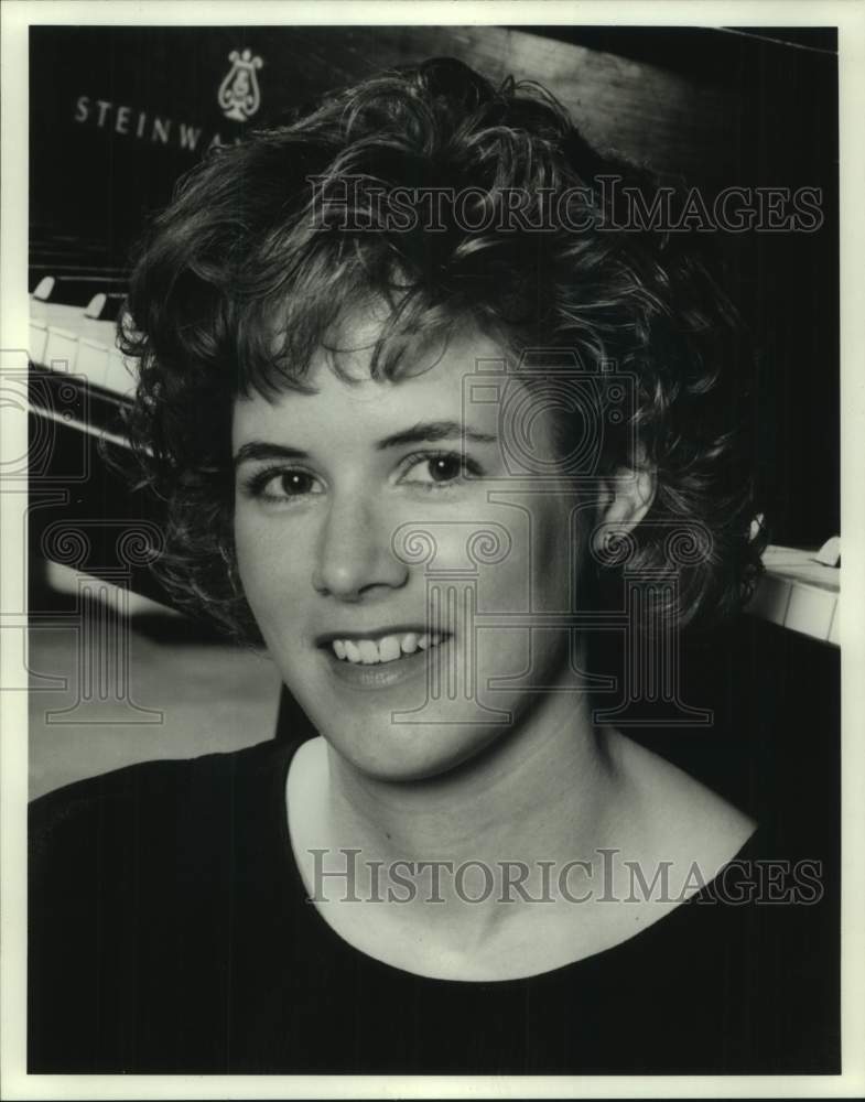 1994 Press Photo Audrey Aandrist of San Antonio International Keyboard Contest- Historic Images