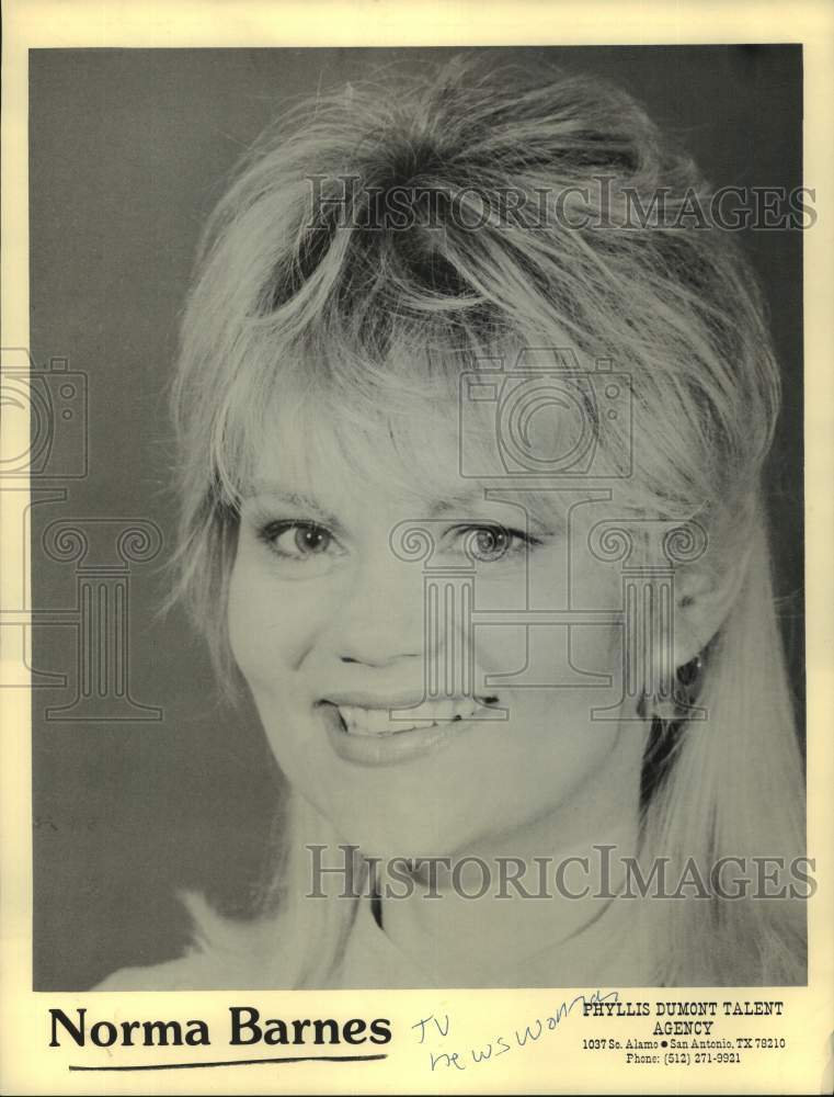 Press Photo Norma Barnes, Television Newswoman - sap33849