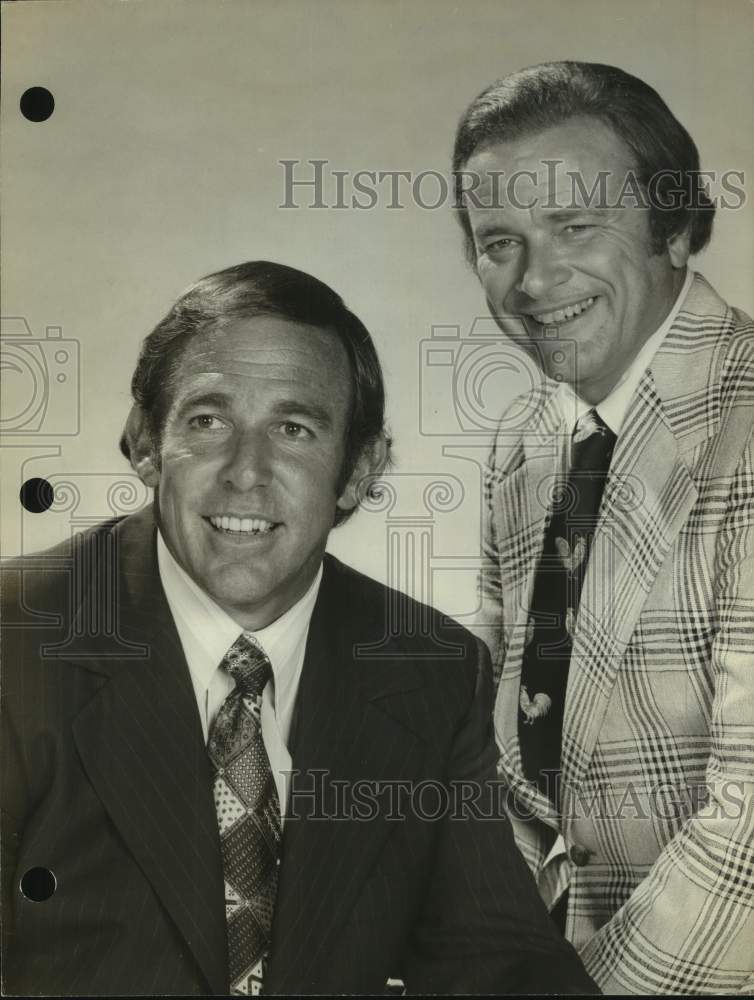 Press Photo Sportscaster Jim Simpson with John Brodie - sap34237- Historic Images